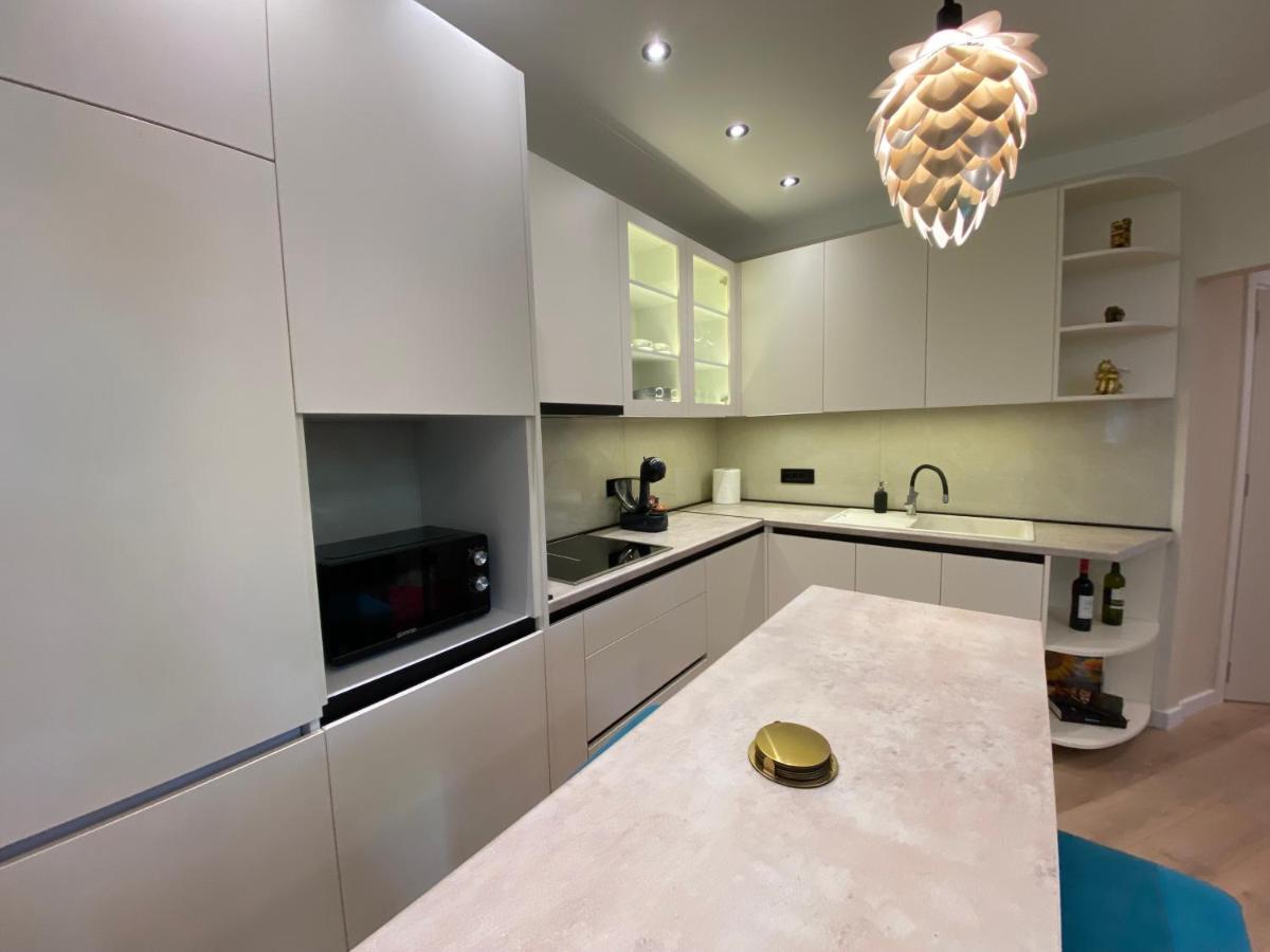 Ivart, City Center, Lux 2Br Apartment, 2 Queen Size Beds 베오그라드 외부 사진